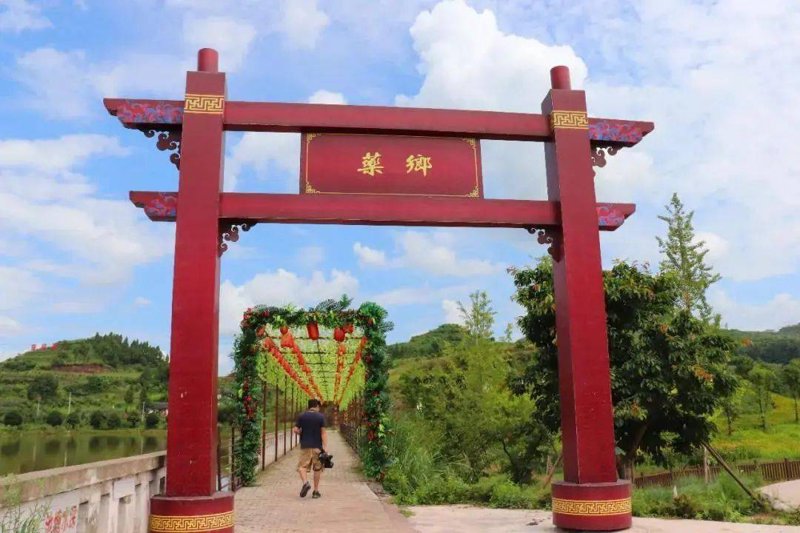 广安旅游住宿
